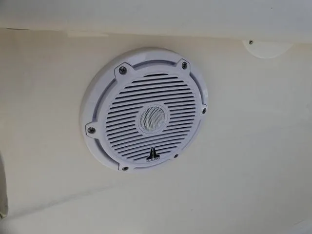 Slide: The Image of Bulls Bay 255CC 2025 - 26