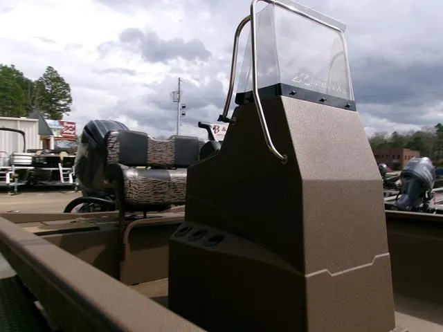 Slide: The Image of Xpress H210B 2025 - 7