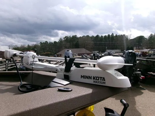 Slide: The Image of Xpress H210B 2025 - 9