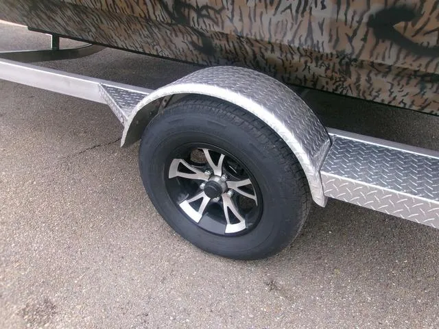 Slide: The Image of Xpress H190B 2025 - 7