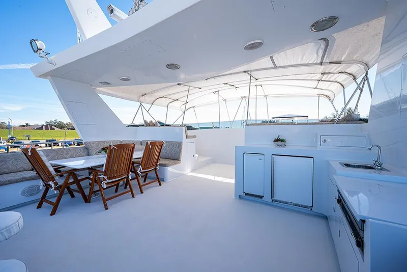 Slide: The Image of Flybridge - 44