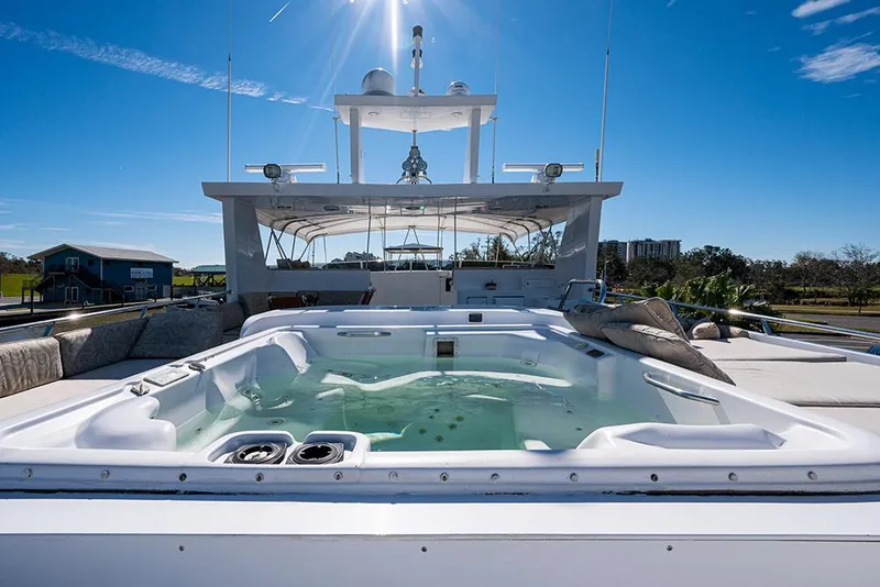 Slide: The Image of Flybridge Jacuzzi - 49