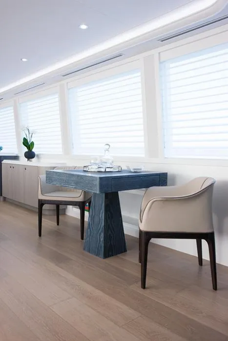 Slide: The Image of Salon - 11