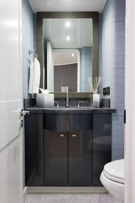 Slide: The Image of Day Head - 15