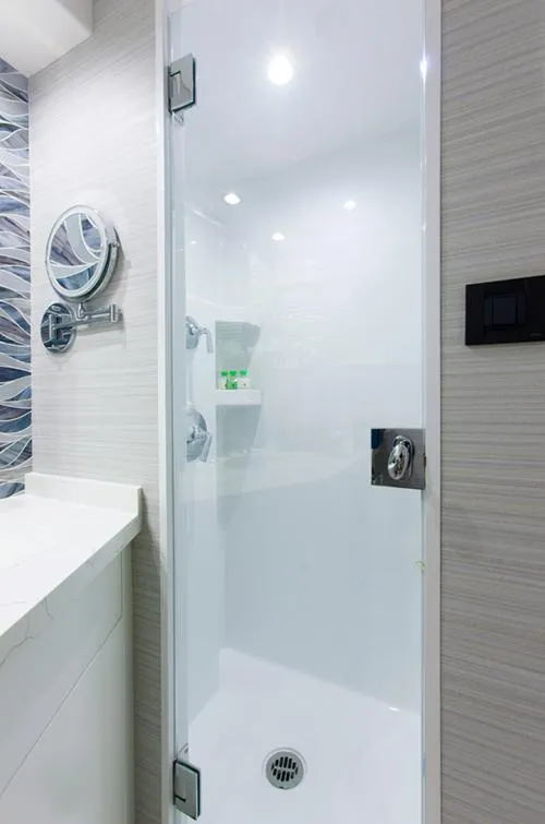 Slide: The Image of Guest Head - 36