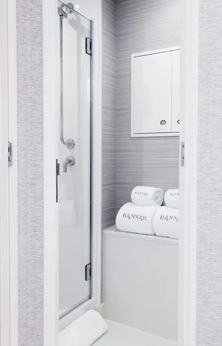 Slide: The Image of VIP Head - 43