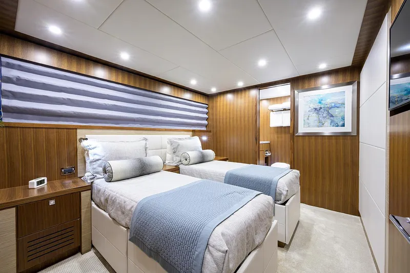 Slide: The Image of Guest Stateroom - Port - 29