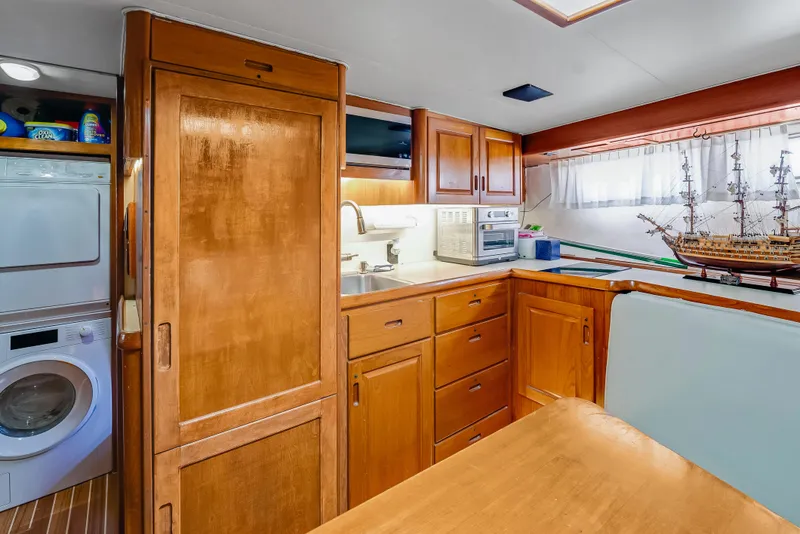 Slide: The Image of Crew Quarters - 21