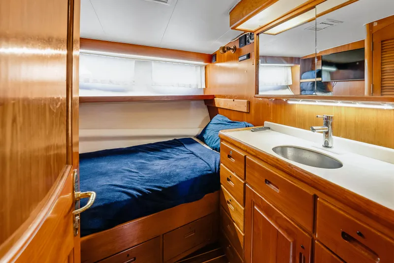 Slide: The Image of Crew Quarters - 22