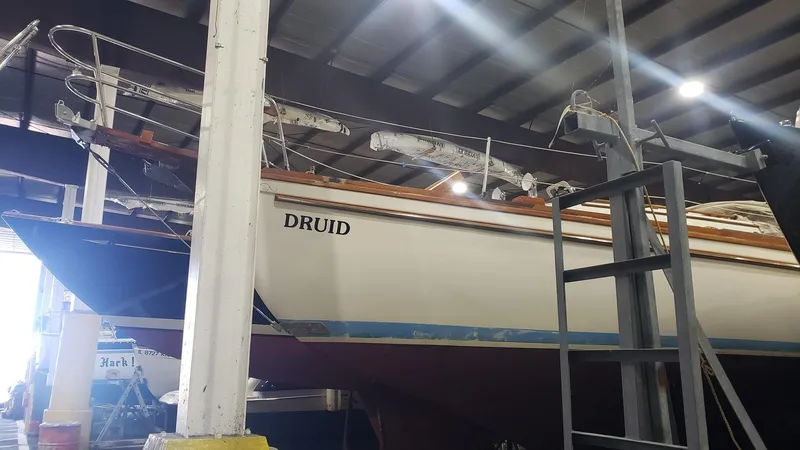 Slide: The Image of Sailboat "Druid" in a warehouse, Shannon 28 model, 1981. - 7