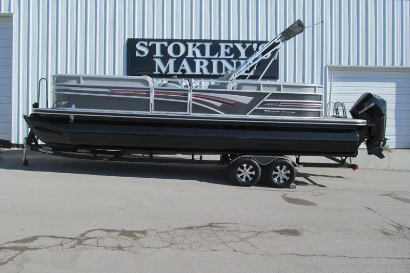 The Image of 2019 Ranger Reata 243C pontoon boat on trailer at Stokley's Marine. - 12