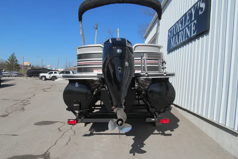 Slide: The Image of 2019 Ranger Reata 243C pontoon boat at Stokley's Marine dealership. - 15