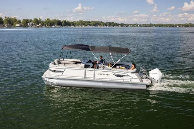 Slide: The Image of Godfrey Aquapatio 255 MT 2025 - 23