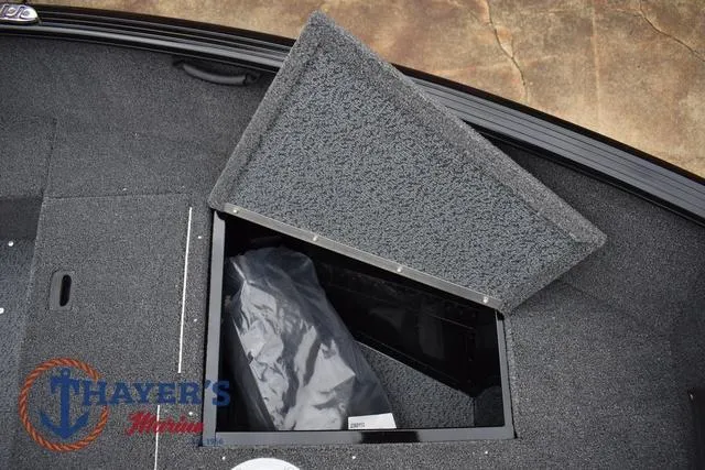 Slide: The Image of Lund 1650 Rebel XL SS 2025 - 14