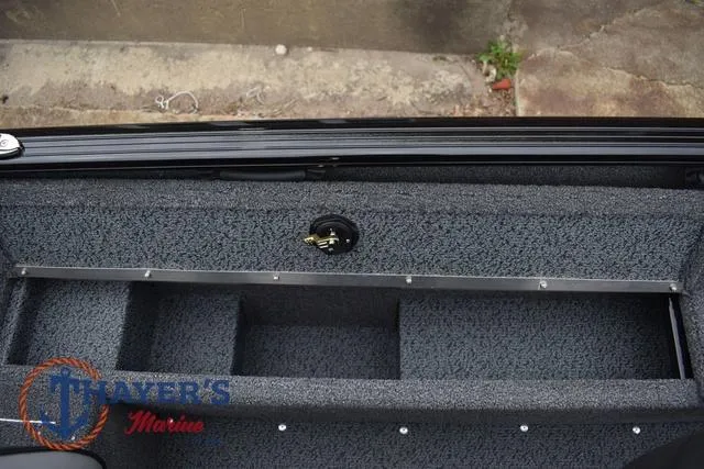 Slide: The Image of Lund 1650 Rebel XL SS 2025 - 20