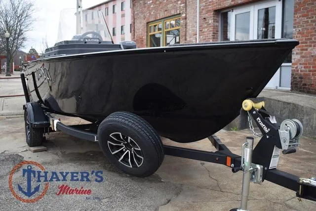 Slide: The Image of Lund 1650 Rebel XL SS 2025 - 8