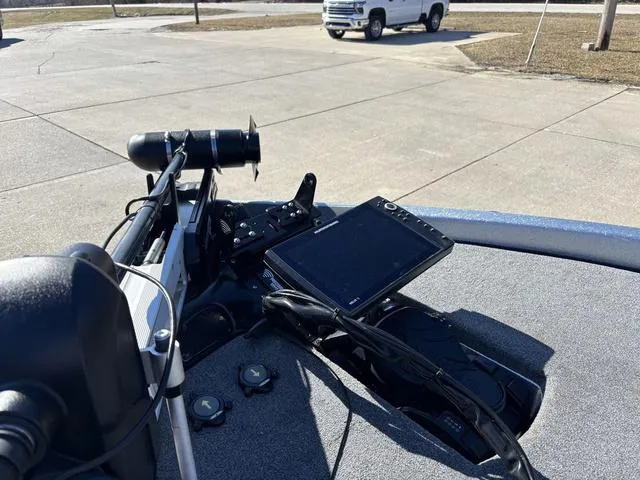 Slide: The Image of 2021 Phoenix 920 PRO XP boat dashboard with advanced navigation equipment. - 13