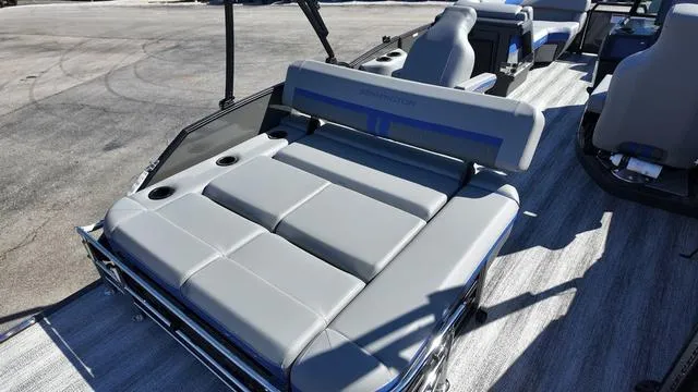 Slide: The Image of Bennington M Swingback 22 MSB 2025 - 17