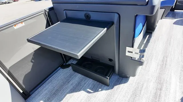 Slide: The Image of Bennington M Swingback 22 MSB 2025 - 22