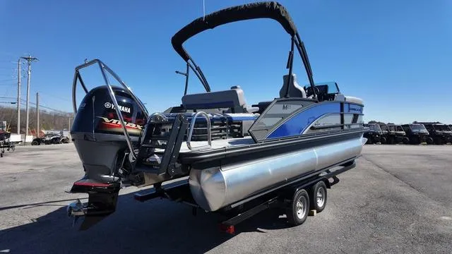 Slide: The Image of Bennington M Swingback 22 MSB 2025 - 6