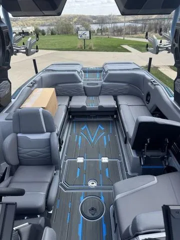 Slide: The Image of Supra SL 450 2025 - 5