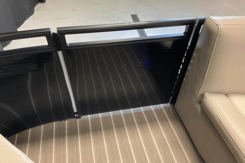 Slide: The Image of Harris Solstice 220 2016 - 25