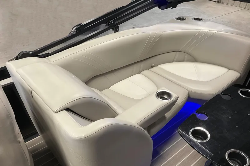 Slide: The Image of Harris Solstice 220 2016 - 45