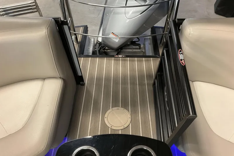 Slide: The Image of Harris Solstice 220 2016 - 55