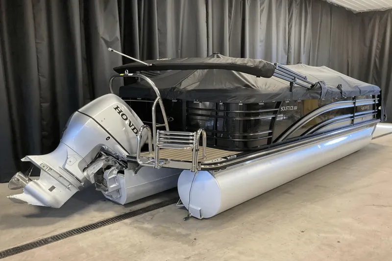 Slide: The Image of Harris Solstice 220 2016 - 65