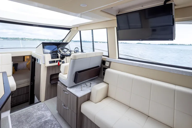 Slide: The Image of Regal 38 Grande Coupe 2021 - 52