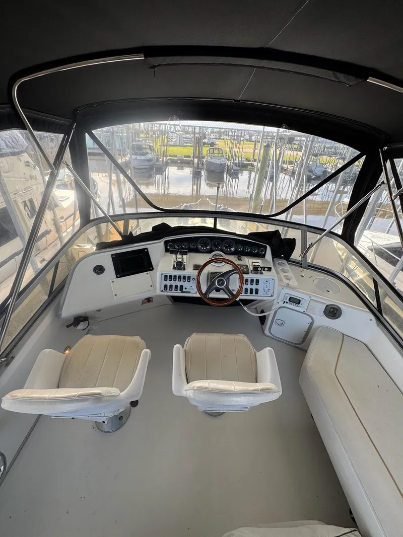 Slide: The Image of Sea Ray 370 Sedan Bridge 1996 - 10