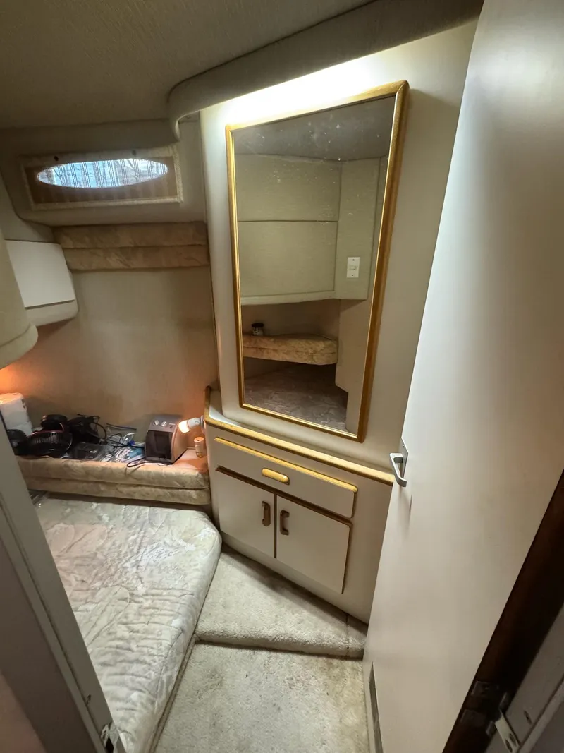 Slide: The Image of Sea Ray 370 Sedan Bridge 1996 - 17