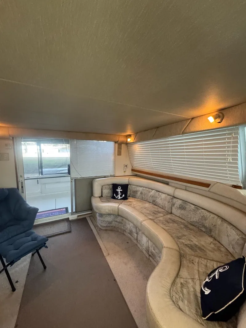 Slide: The Image of Sea Ray 370 Sedan Bridge 1996 - 25