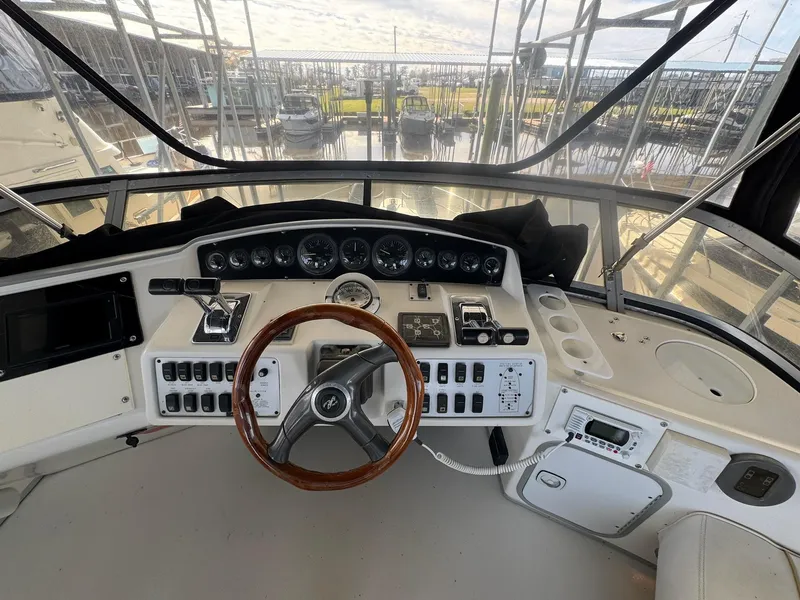 Slide: The Image of Sea Ray 370 Sedan Bridge 1996 - 4