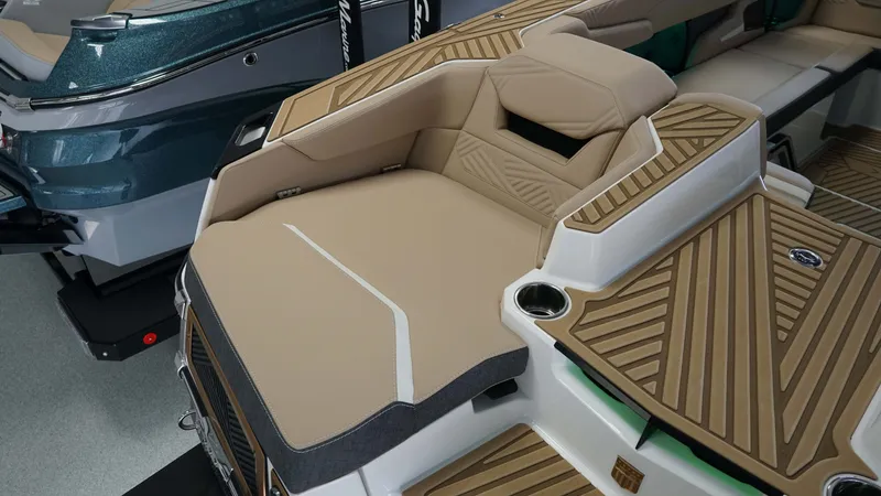 Slide: The Image of MasterCraft XStar 23 2025 - 16