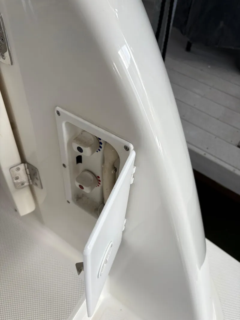 Slide: The Image of Meridian 459 Motoryacht 2006 - 8