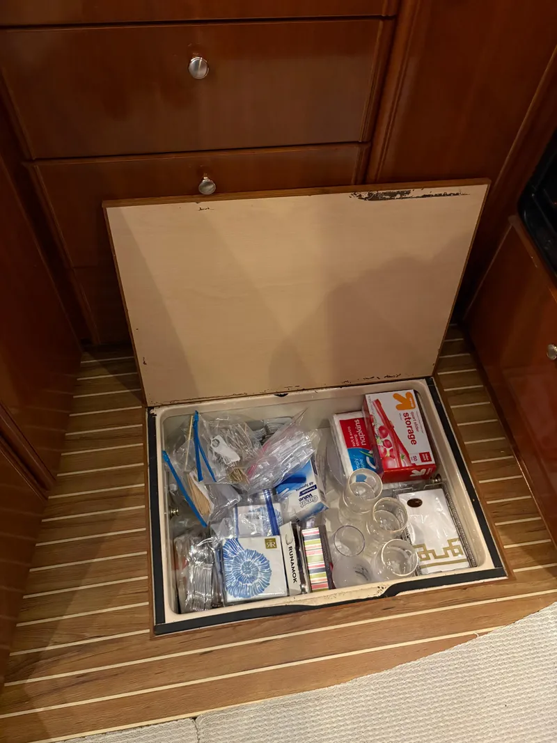 Slide: The Image of Meridian 459 Motoryacht 2006 - 84