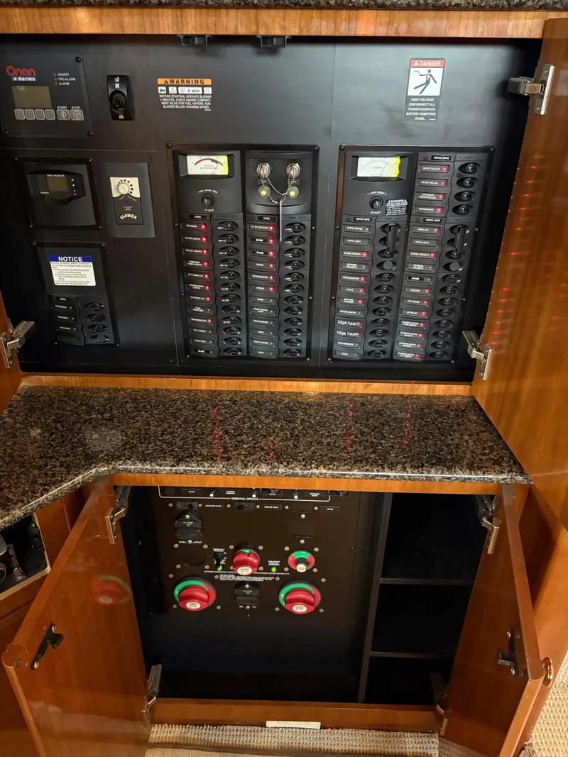 Slide: The Image of Meridian 459 Motoryacht 2006 - 93