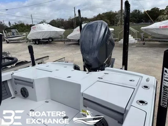 Slide: The Image of Pathfinder Hybrid 2500 2025 - 3