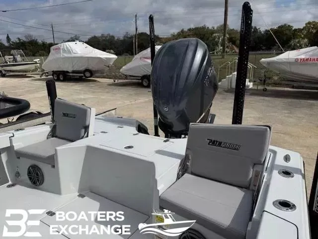 Slide: The Image of Pathfinder Hybrid 2500 2025 - 4