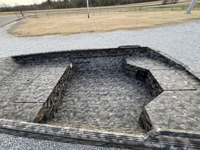 Slide: The Image of Edge Duck Boats 656DB 2025 - 6