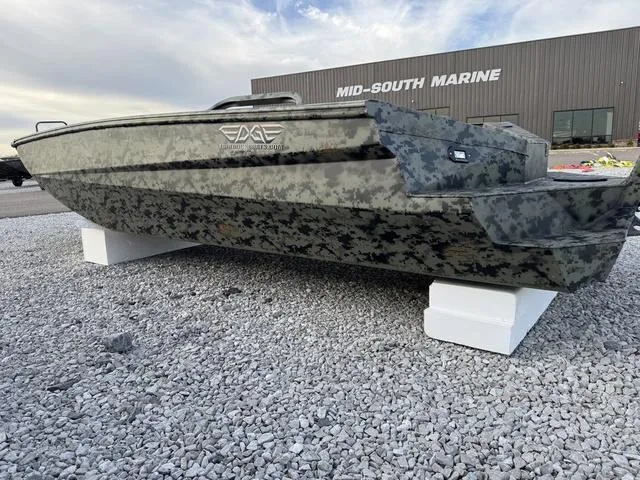Slide: The Image of Edge Duck Boats 656DB 2025 - 3