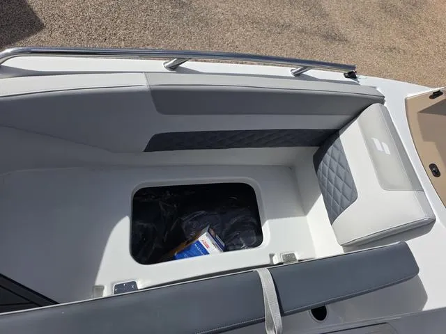 Slide: The Image of Starcraft SVX 171 OB 2025 - 15