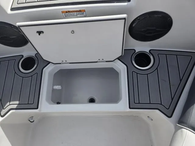 Slide: The Image of Starcraft SVX 171 OB 2025 - 16