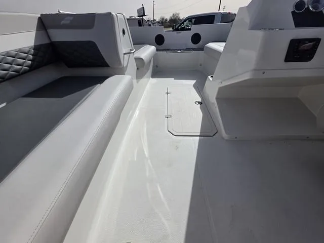 Slide: The Image of Starcraft SVX 171 OB 2025 - 21