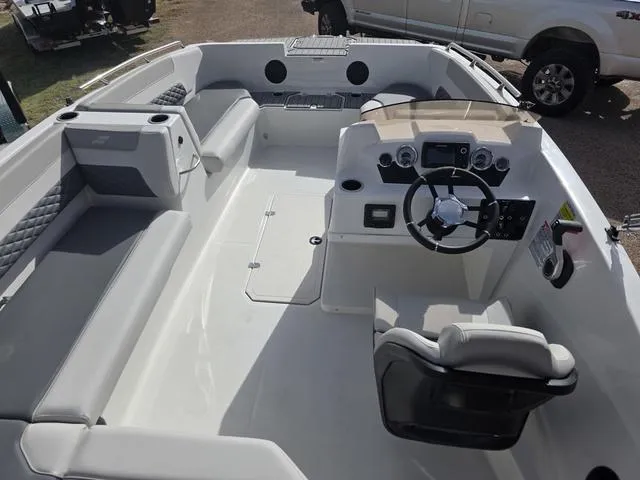 Slide: The Image of Starcraft SVX 171 OB 2025 - 8