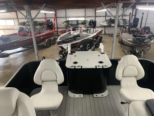 Slide: The Image of Starcraft EXS 3 FD4 2025 - 16