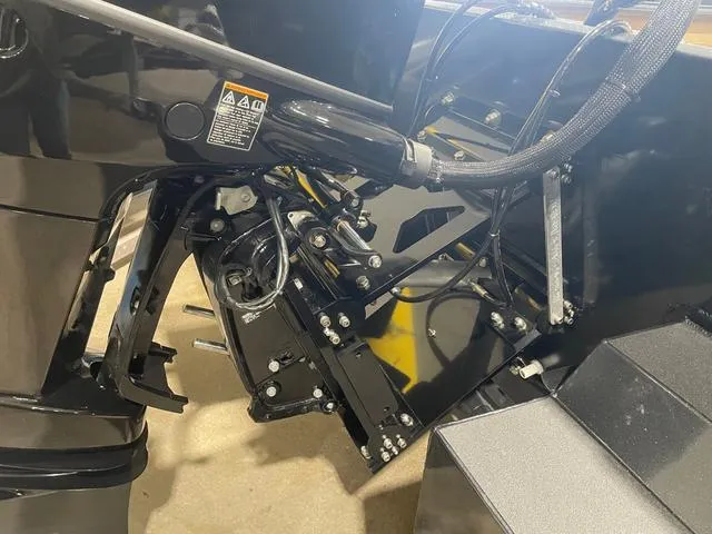 Slide: The Image of SeaArk Flex 21 / SUZUKI DF250 2025 - 26