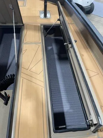 Slide: The Image of SeaArk Flex 21 / SUZUKI DF250 2025 - 6