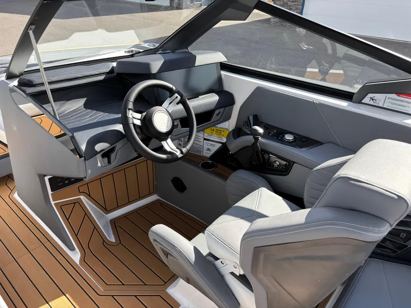 Slide: The Image of Nautique Super Air Nautique G21 2025 - 10